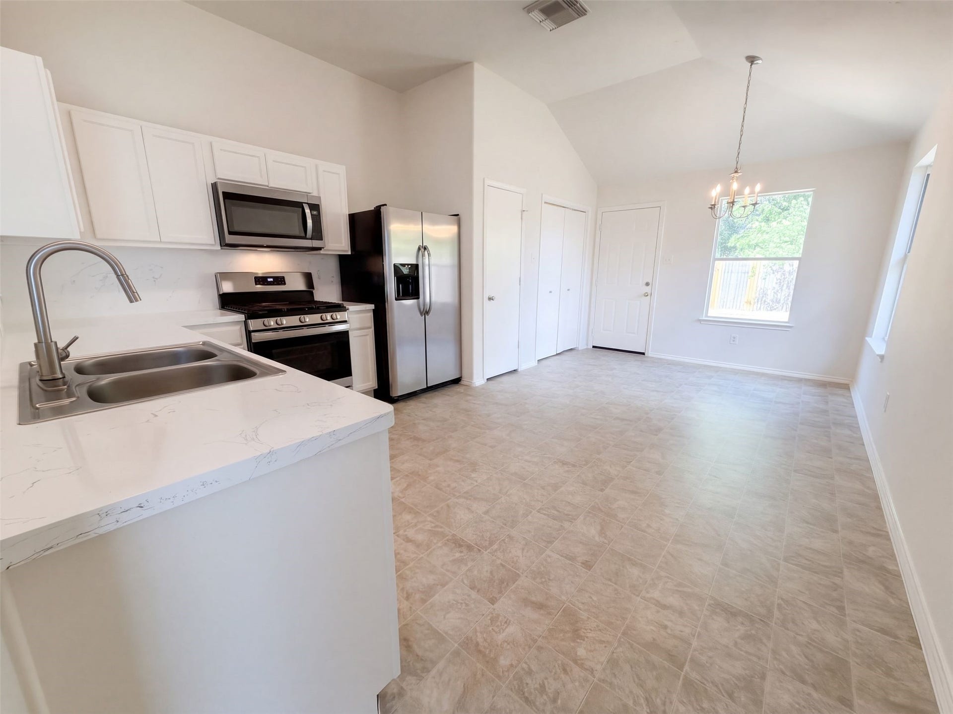 7435 Kennemer Drive, Humble, TX 77338 7435 Kennemer Drive, Humble, TX 77338