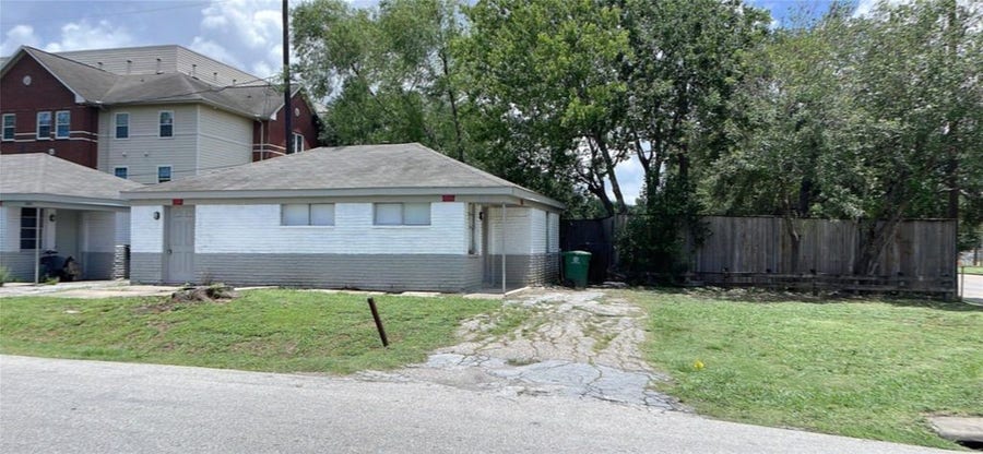 Property photo for 3823 Mount Pleasant St, Houston, TX