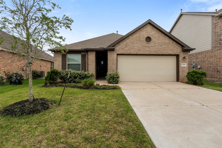 Property photo for 3319 Meadknoll Lane, Richmond, TX