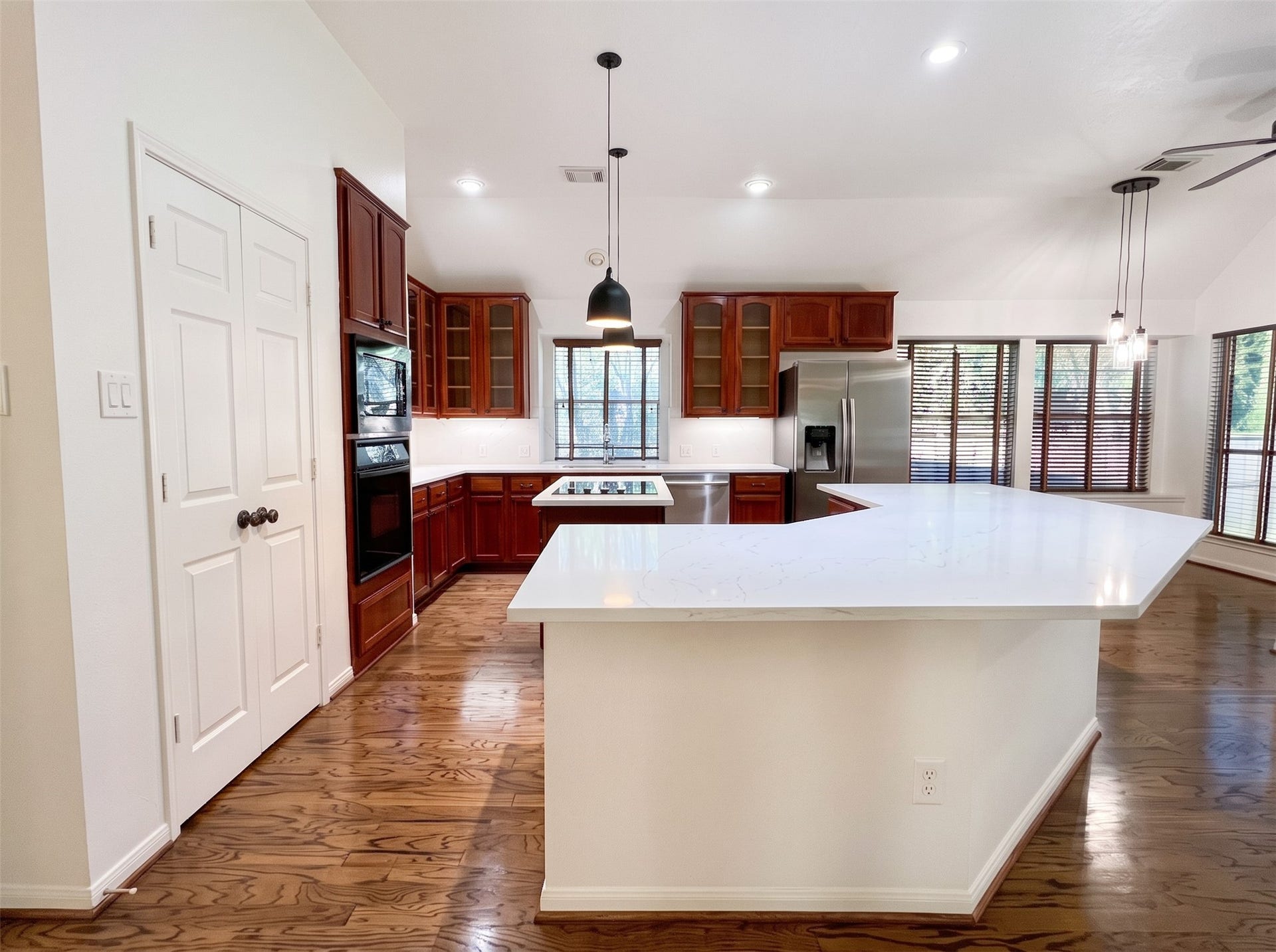1718 BUMELIA COURT, Sugar Land, TX 77479 1718 BUMELIA COURT, Sugar Land, TX 77479