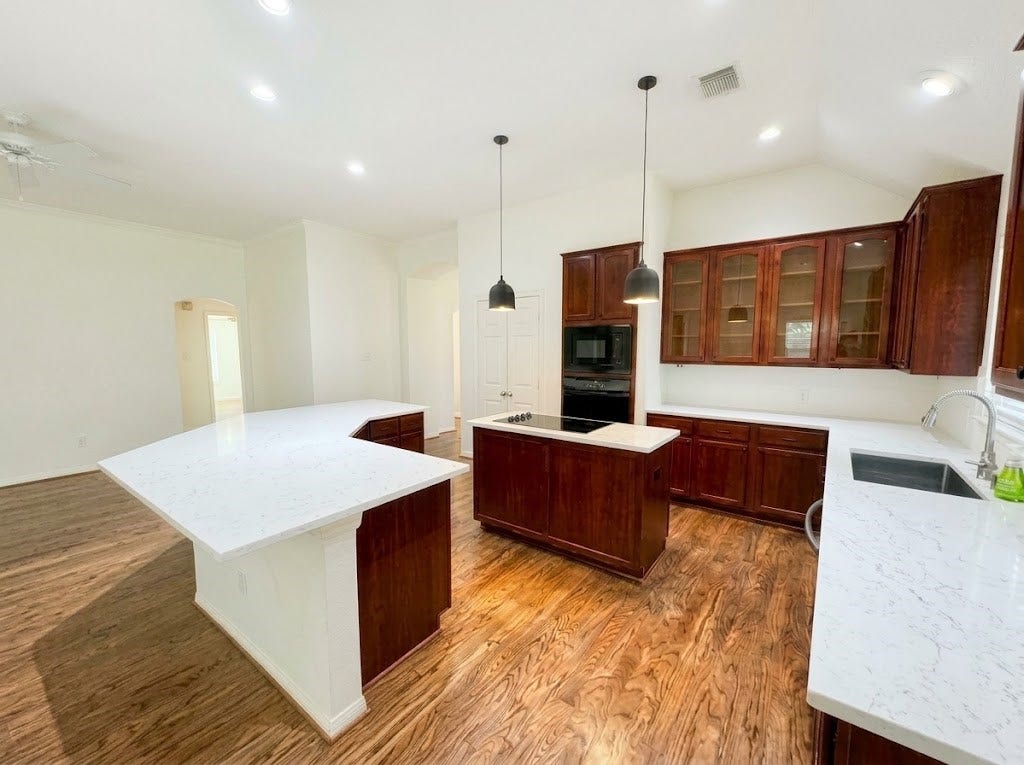 1718 BUMELIA COURT, Sugar Land, TX 77479 1718 BUMELIA COURT, Sugar Land, TX 77479