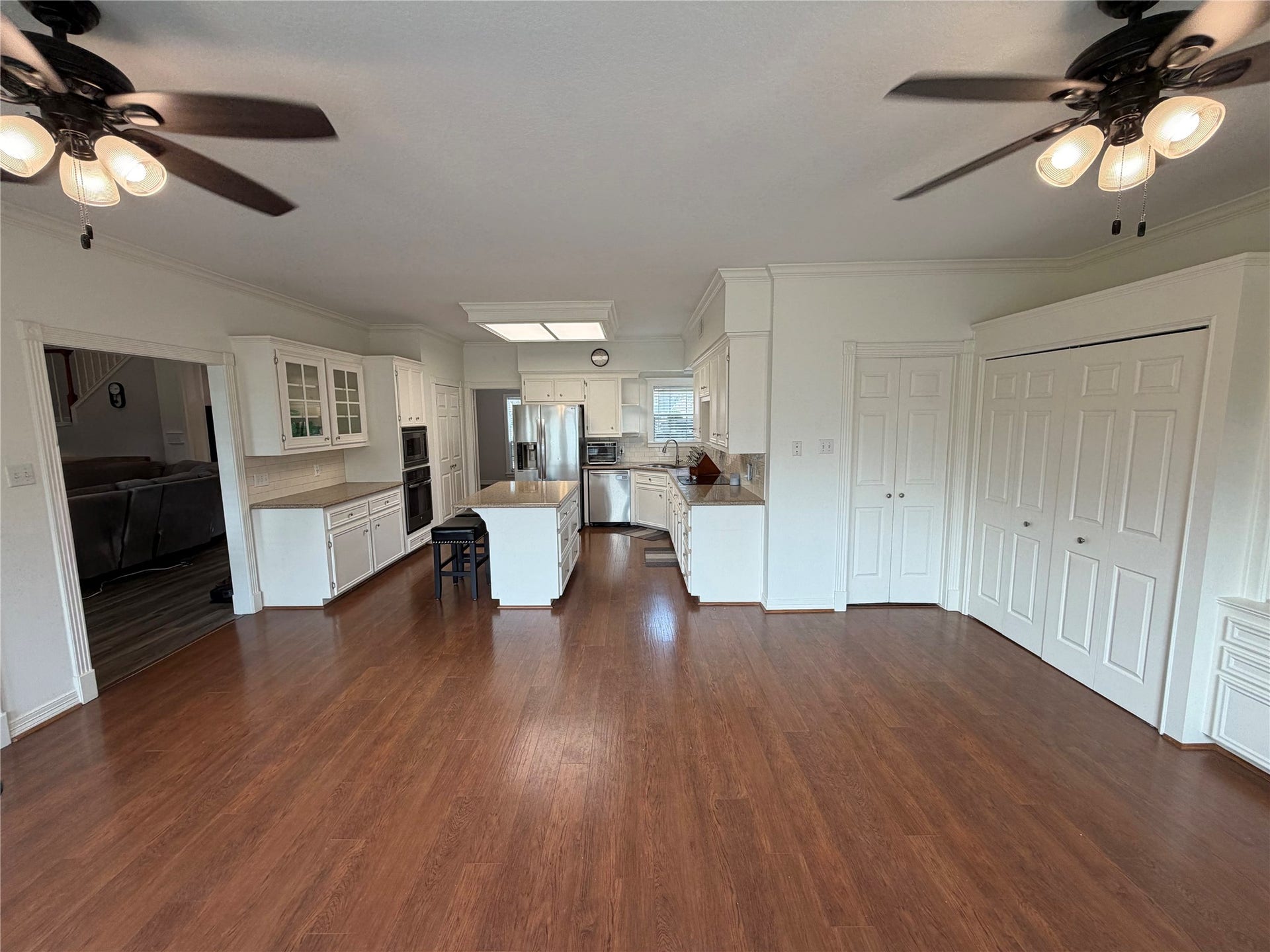 312 Timbercreek Drive, Lake Jackson, TX 77566