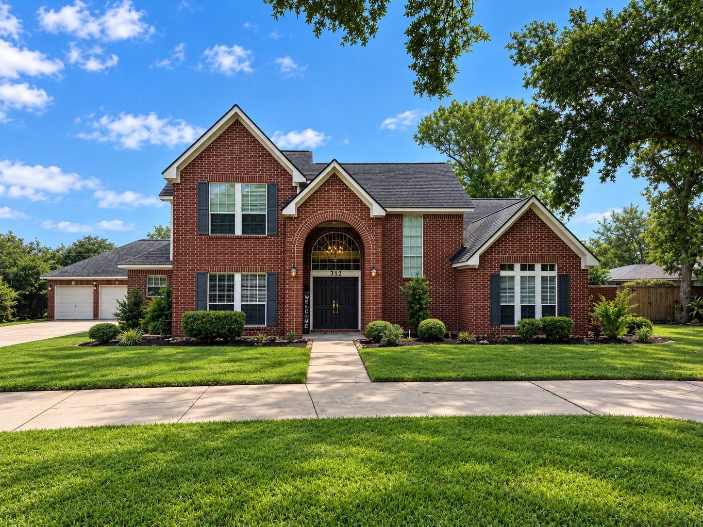 312 Timbercreek Drive, Lake Jackson, TX 77566