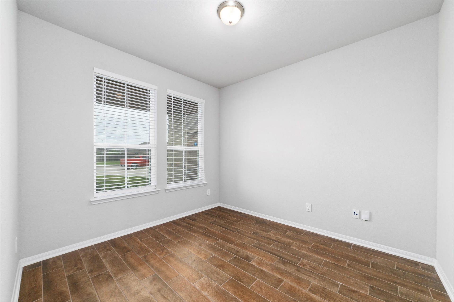 20755 Beeston Glade Lane, Katy, TX 77449 Designated office space and/or bonus room