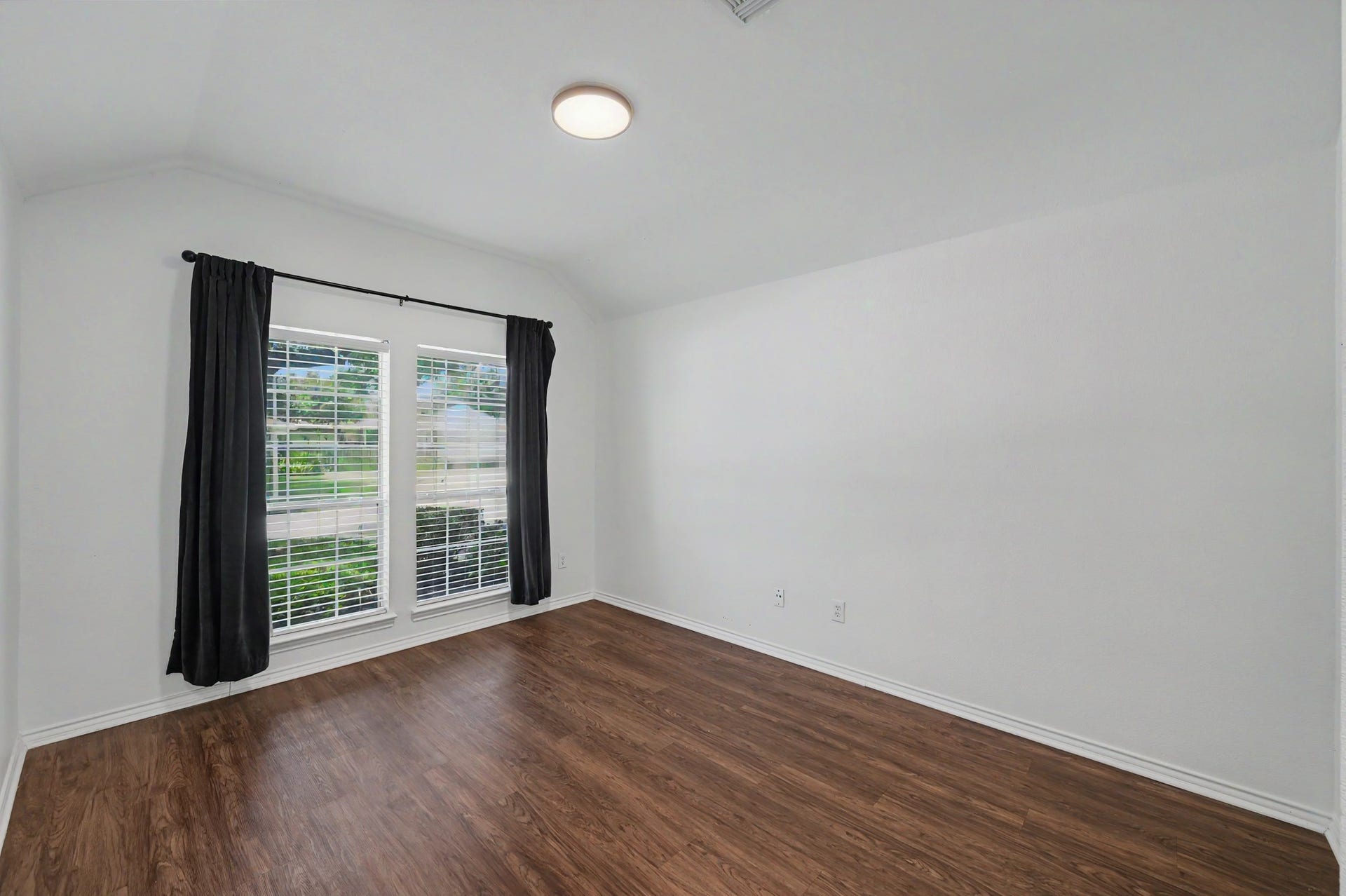 This room has endless possibilities! Use it as an office, make it a fourth bedroom, a game room, play room, or anything else you need.