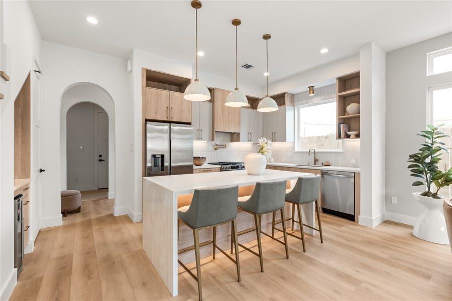 Property photo for 214 E 32nd Street, #B, Houston, TX