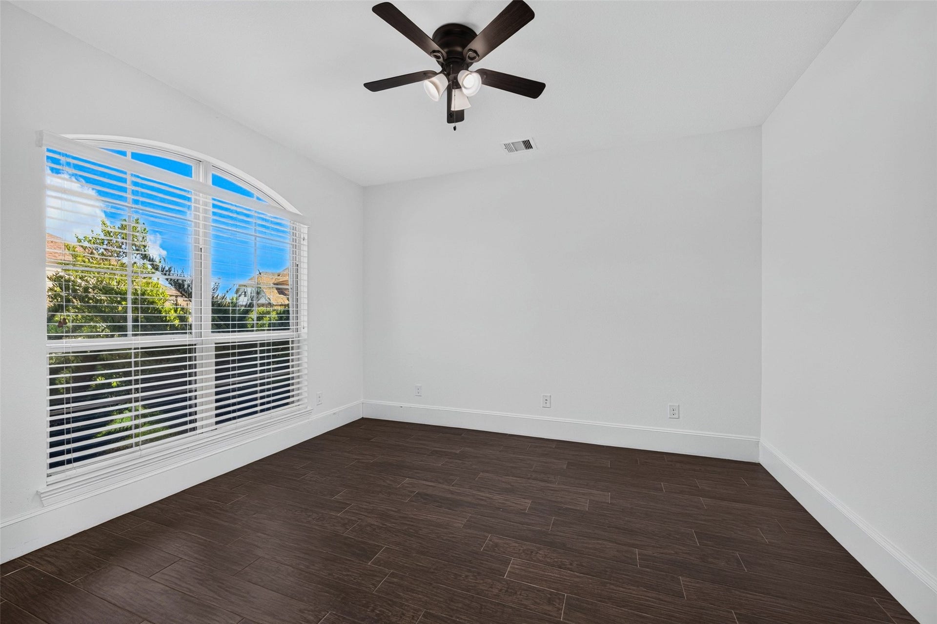31041 Pecan Creek Drive, Brookshire, TX 77423 31041 Pecan Creek Drive, Brookshire, TX 77423