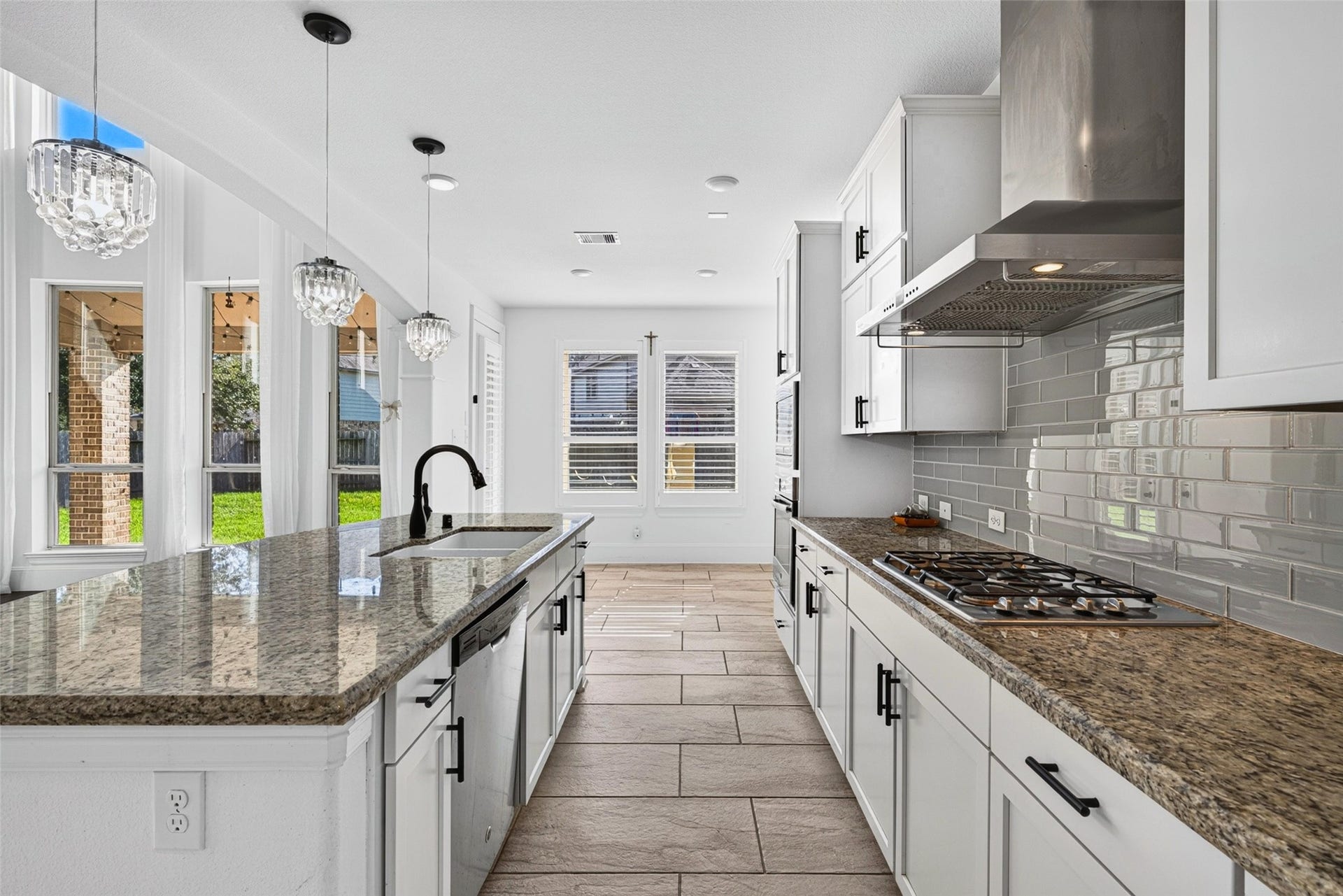 31041 Pecan Creek Drive, Brookshire, TX 77423 31041 Pecan Creek Drive, Brookshire, TX 77423