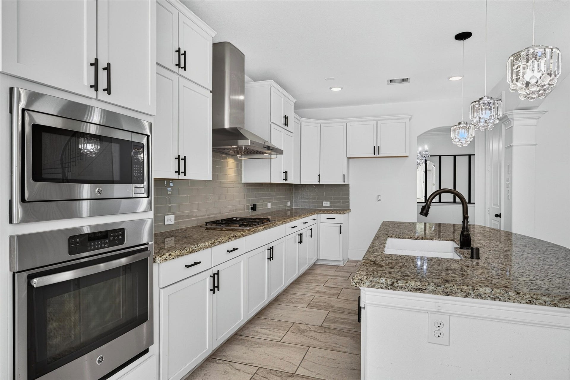 31041 Pecan Creek Drive, Brookshire, TX 77423 31041 Pecan Creek Drive, Brookshire, TX 77423