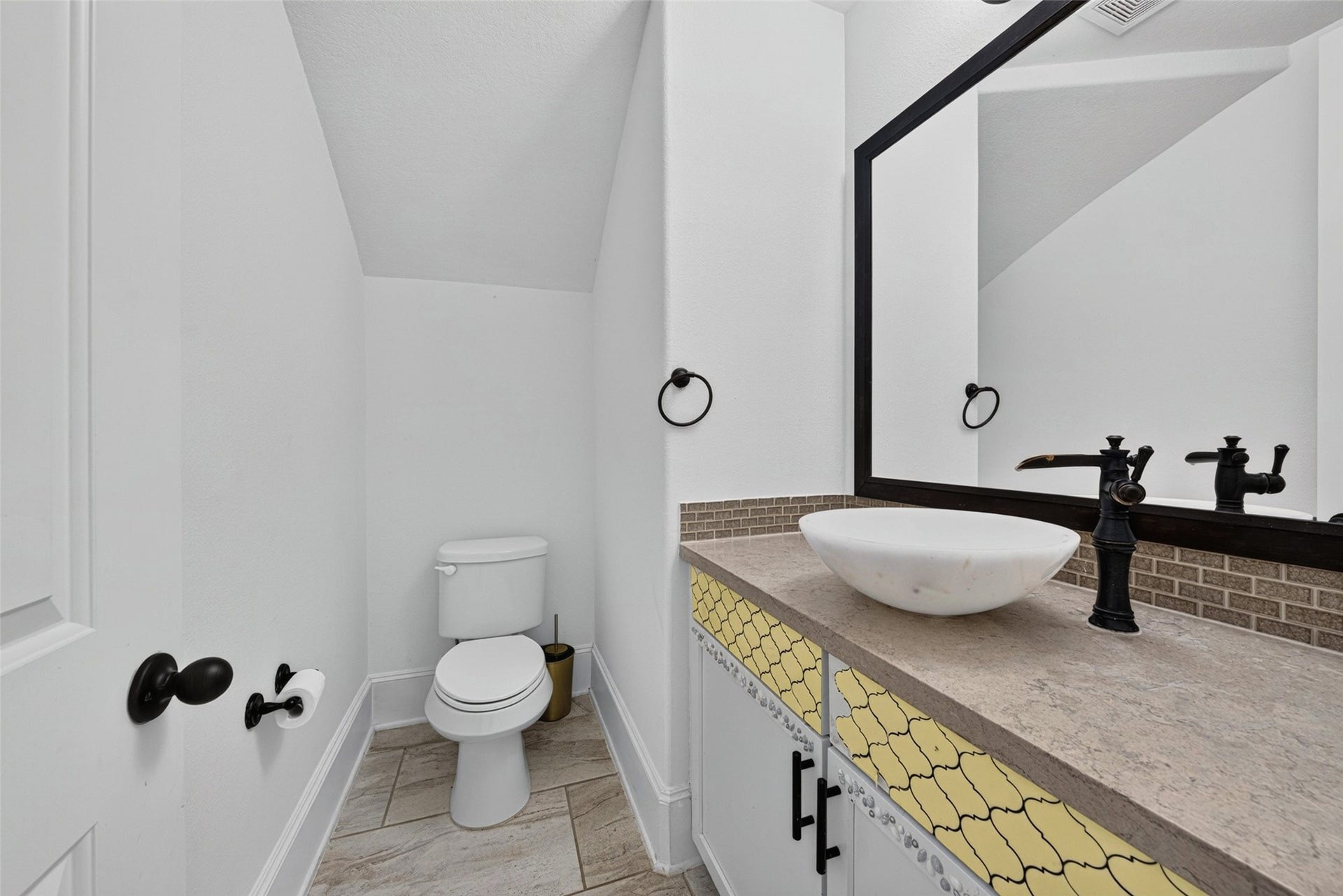 31041 Pecan Creek Drive, Brookshire, TX 77423 31041 Pecan Creek Drive, Brookshire, TX 77423