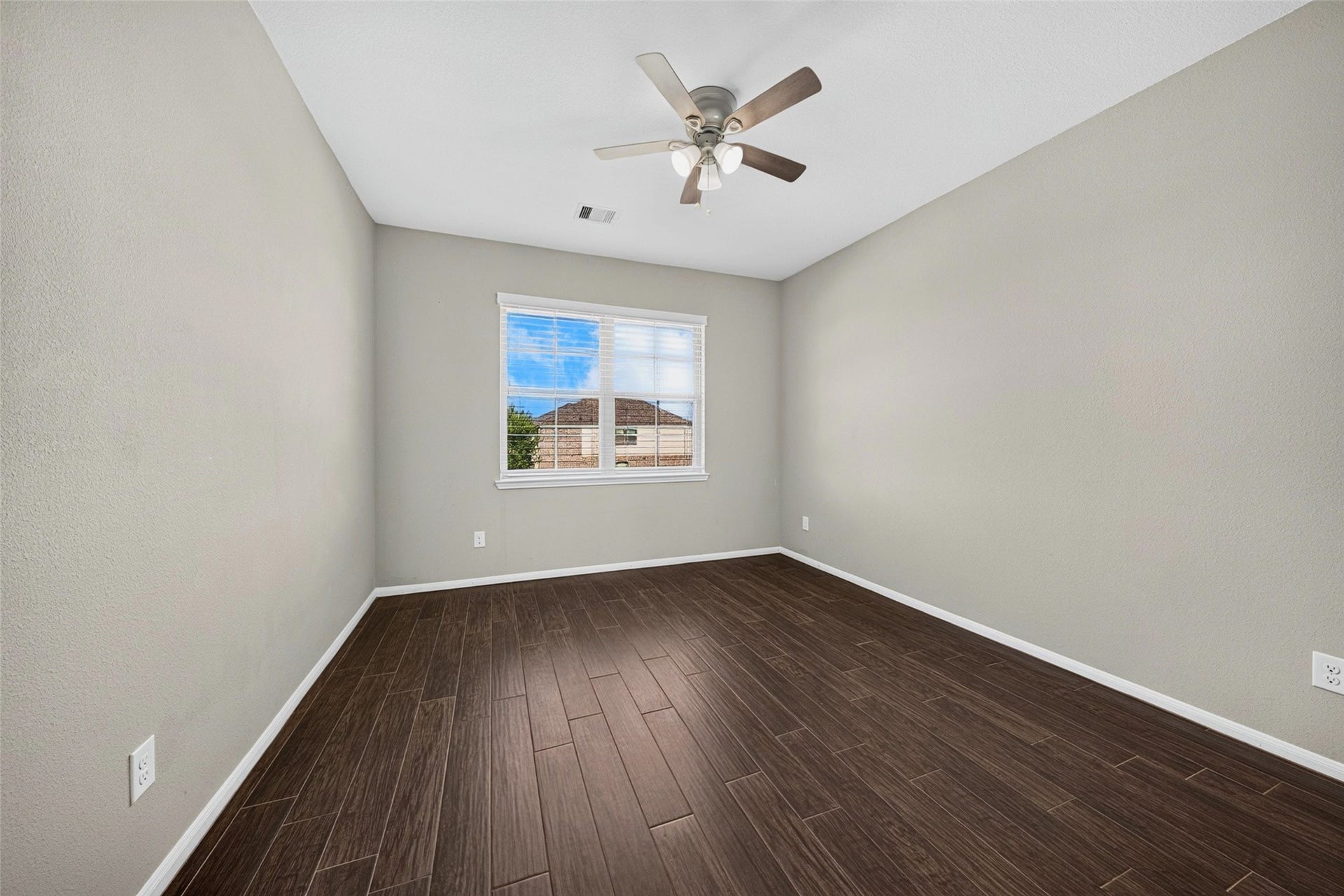 31041 Pecan Creek Drive, Brookshire, TX 77423 31041 Pecan Creek Drive, Brookshire, TX 77423