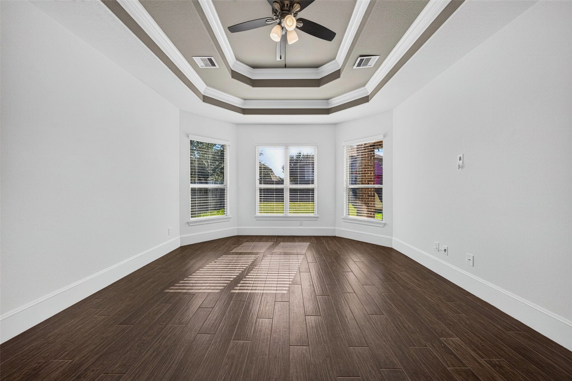 31041 Pecan Creek Drive, Brookshire, TX 77423 31041 Pecan Creek Drive, Brookshire, TX 77423