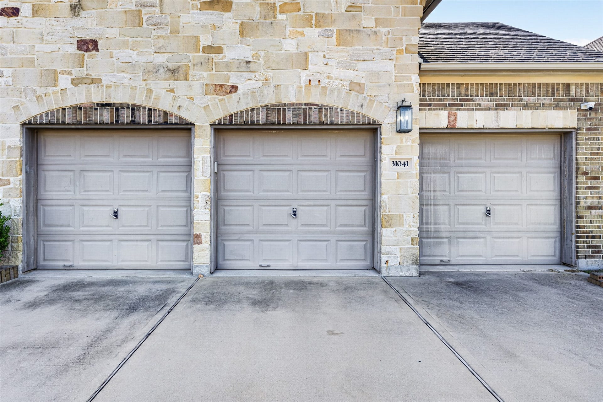 31041 Pecan Creek Drive, Brookshire, TX 77423 31041 Pecan Creek Drive, Brookshire, TX 77423