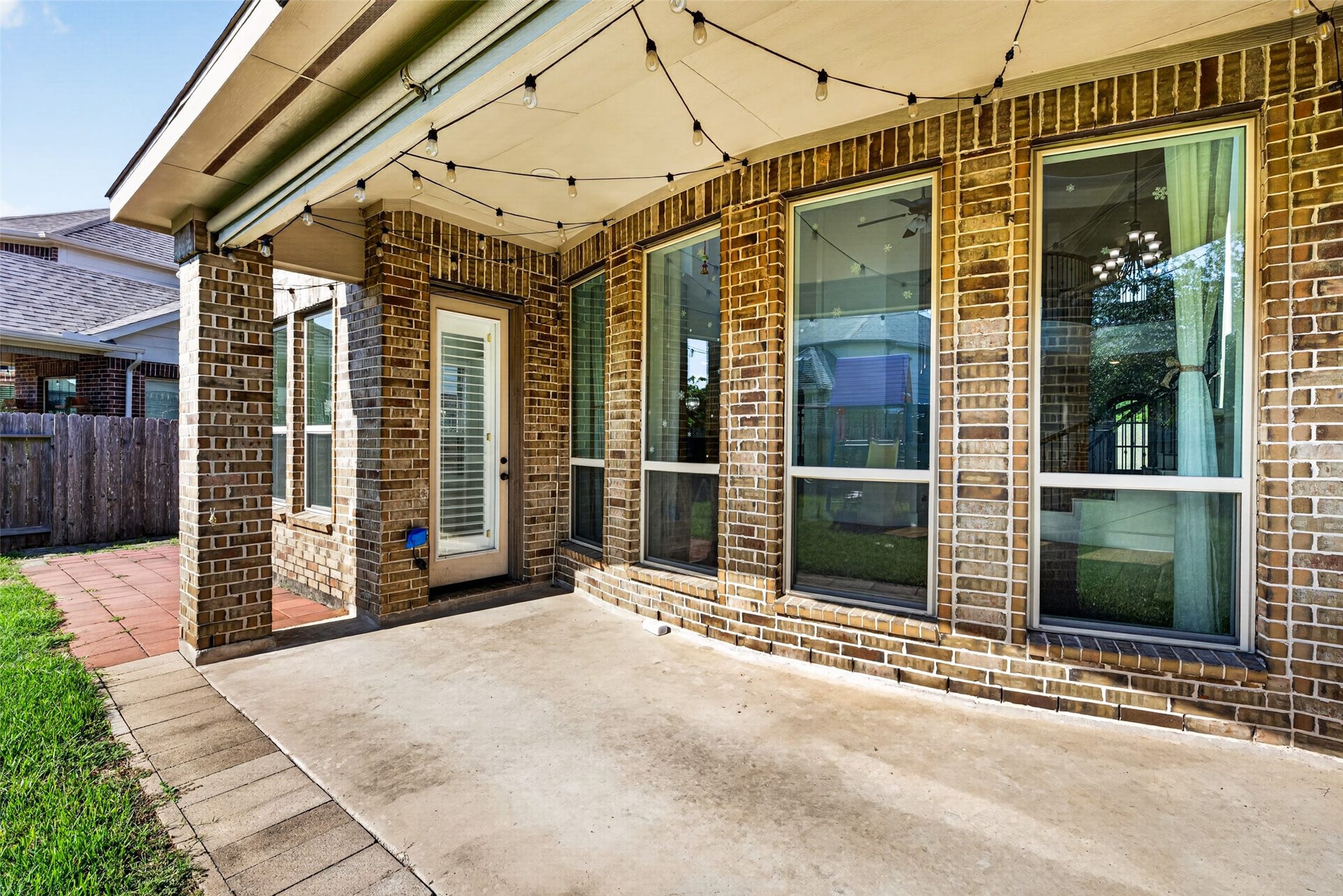 31041 Pecan Creek Drive, Brookshire, TX 77423 31041 Pecan Creek Drive, Brookshire, TX 77423