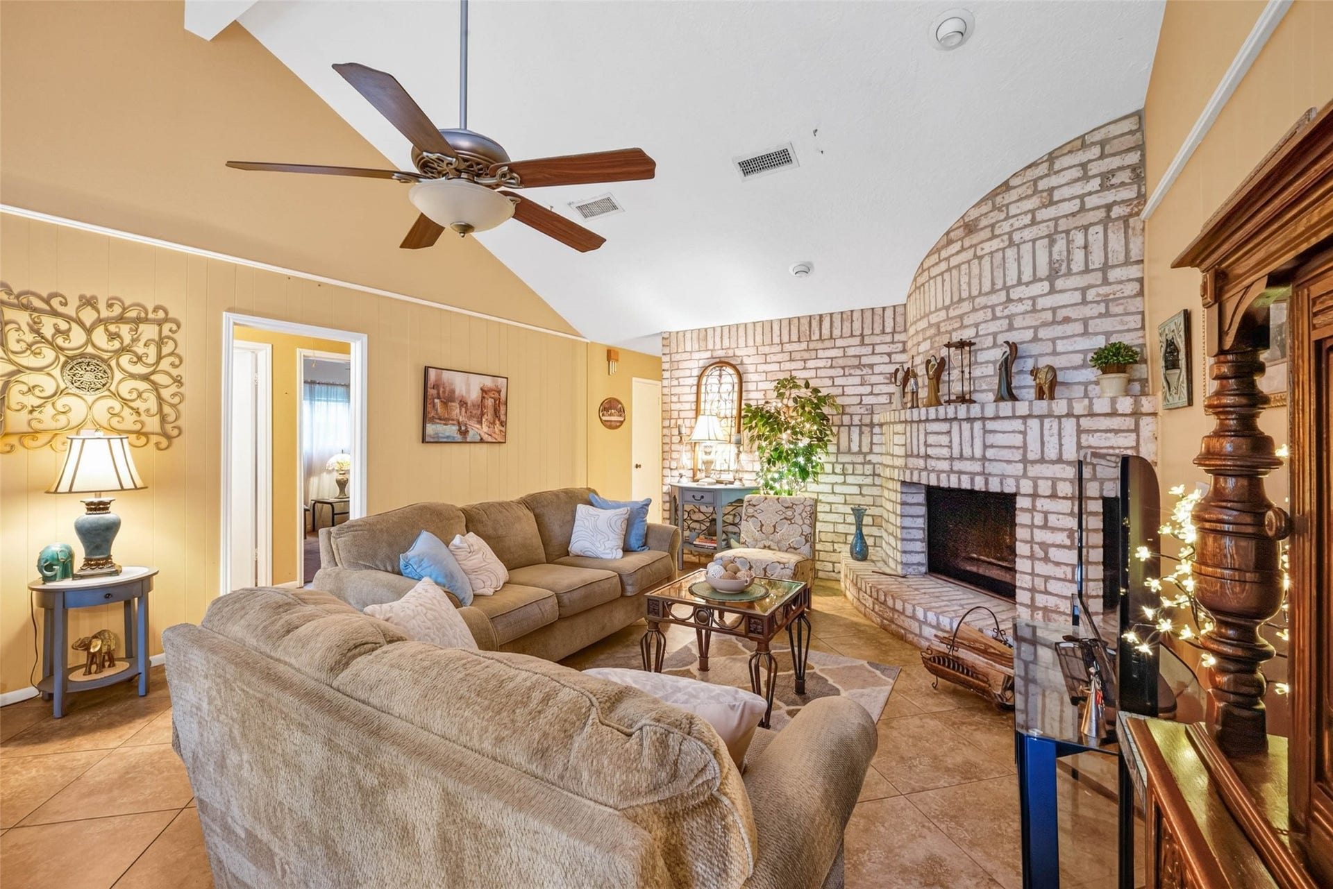 14339 Crosshaven Drive, Houston, TX 77015 14339 Crosshaven Drive, Houston, TX 77015