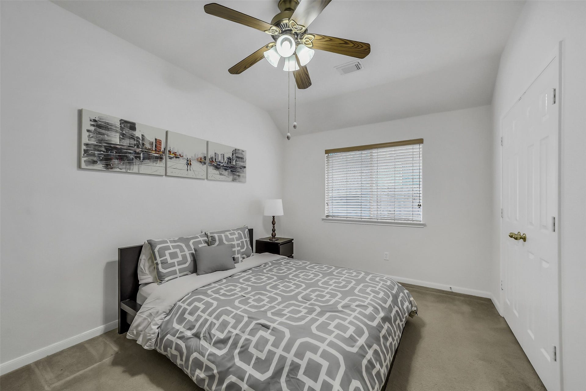 11219 Timbercreek Falls Drive, Houston, TX 77095 Generous size secondary bedroom.