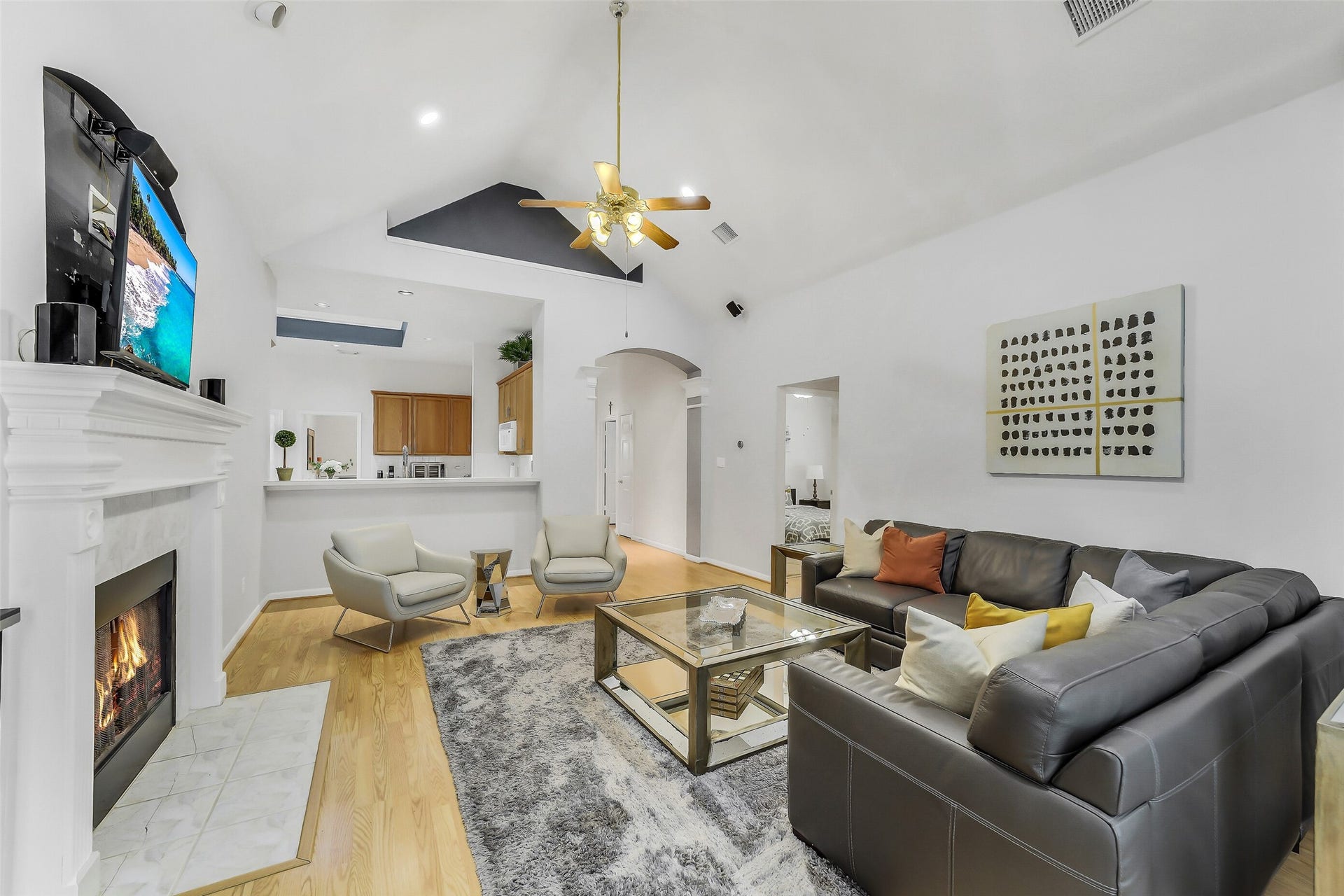 11219 Timbercreek Falls Drive, Houston, TX 77095 This open floor plan is perfect for entertaining and all your family gatherings.