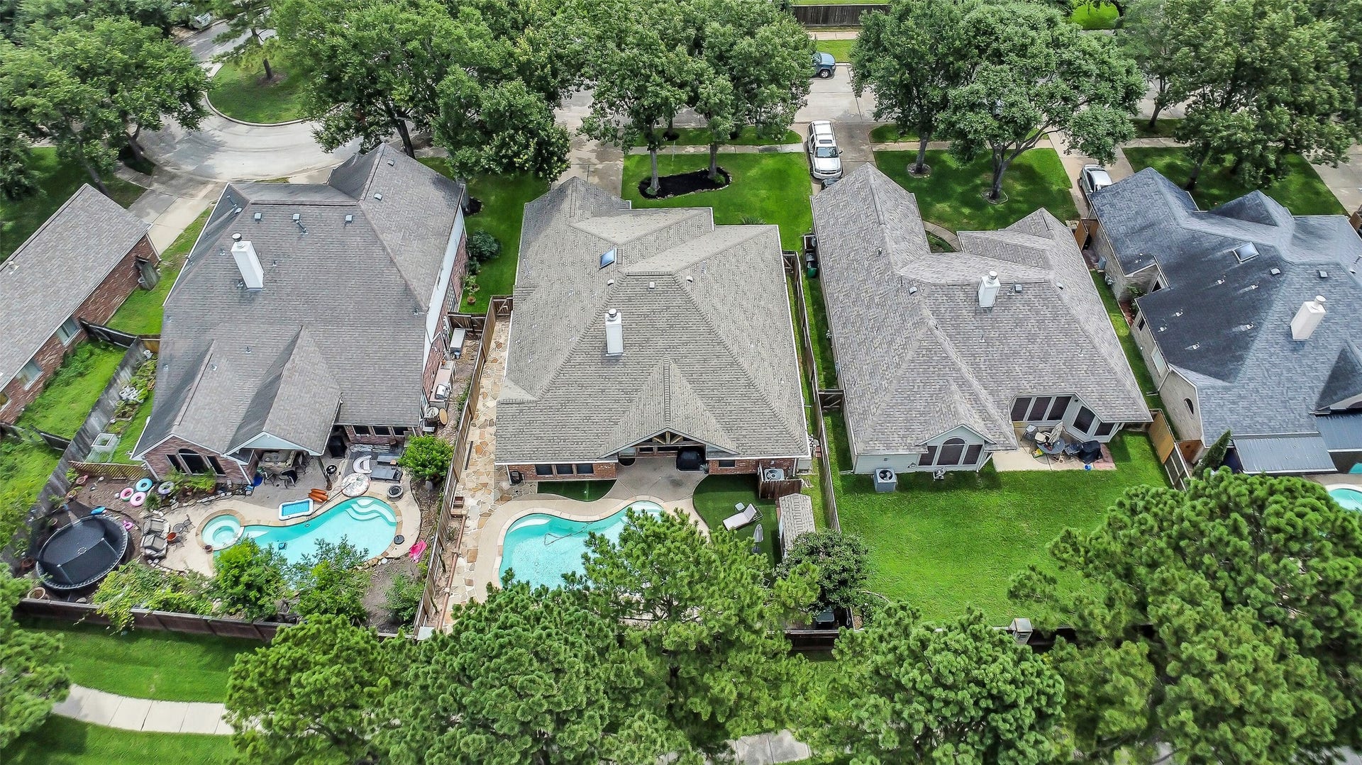 11219 Timbercreek Falls Drive, Houston, TX 77095 Home is zoned to highly acclaimed, A rated Cy-FAIR ISD schools.