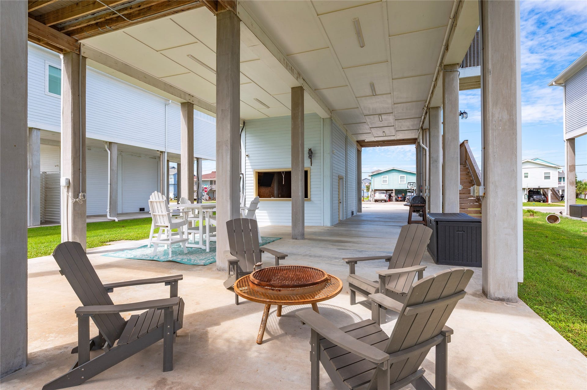 22919 Cuadro Street, Galveston, TX 77554 22919 Cuadro Street, Galveston, TX 77554