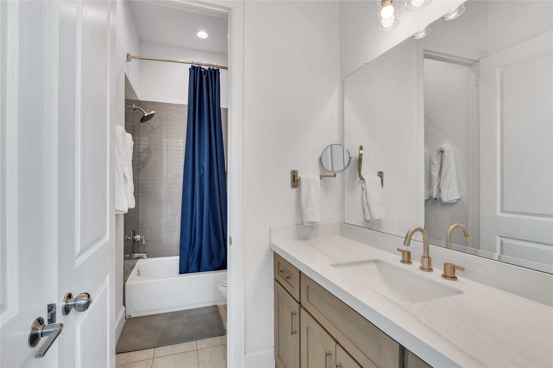 22919 Cuadro Street, Galveston, TX 77554 22919 Cuadro Street, Galveston, TX 77554