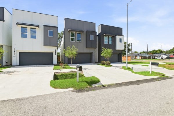 106 Luetta Street, Houston, TX 77076 106 Luetta Street, Houston, TX 77076