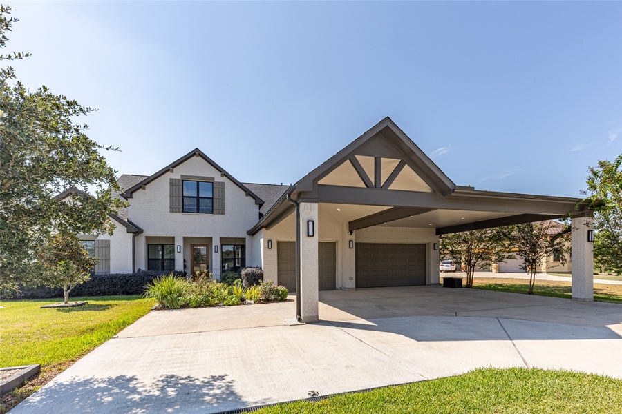 Property photo for 11705 Grandview Drive, Montgomery, TX