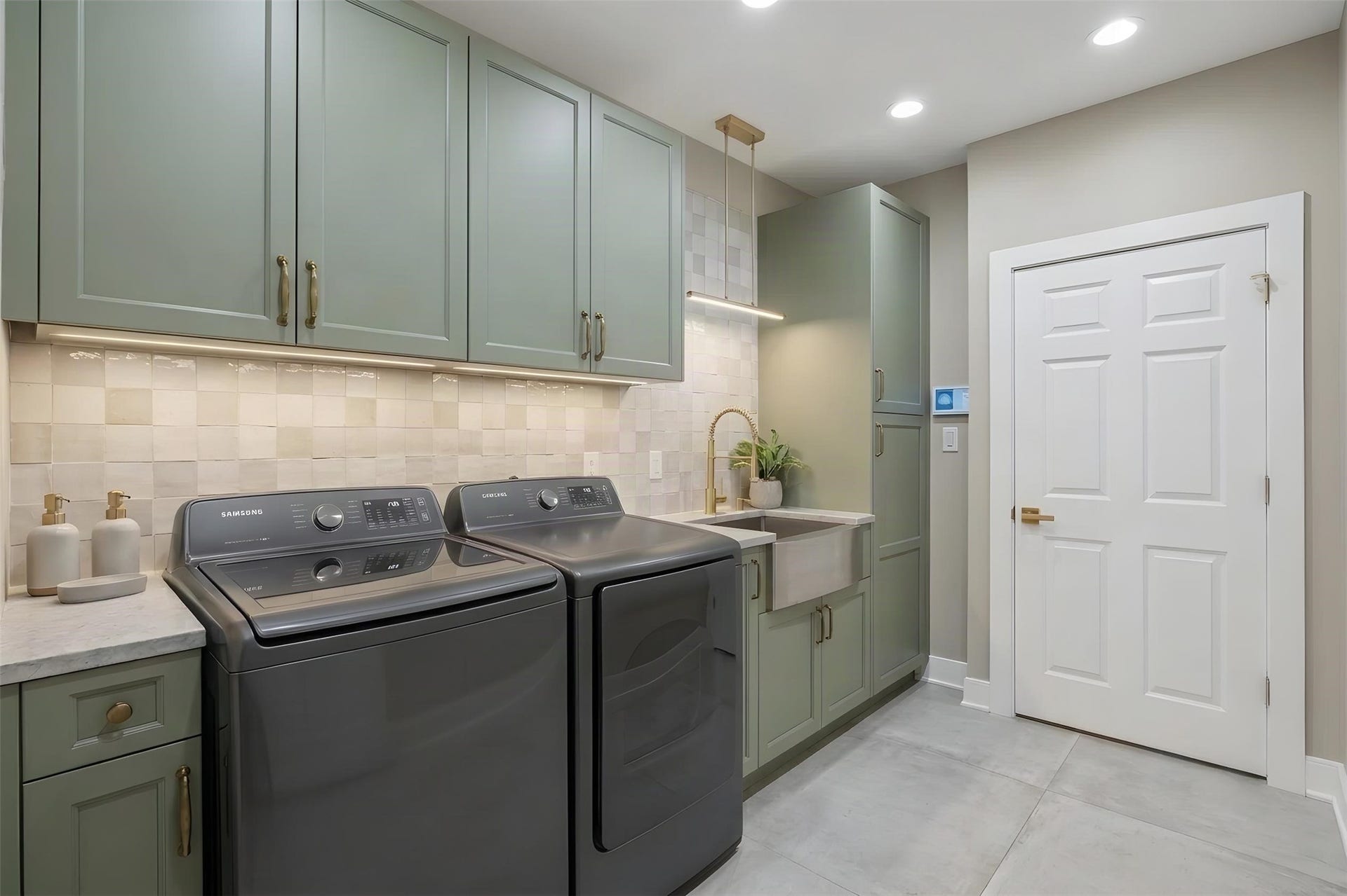 Utility room virtually rendered to show an upgraded look. *Photo is virtually rendered*