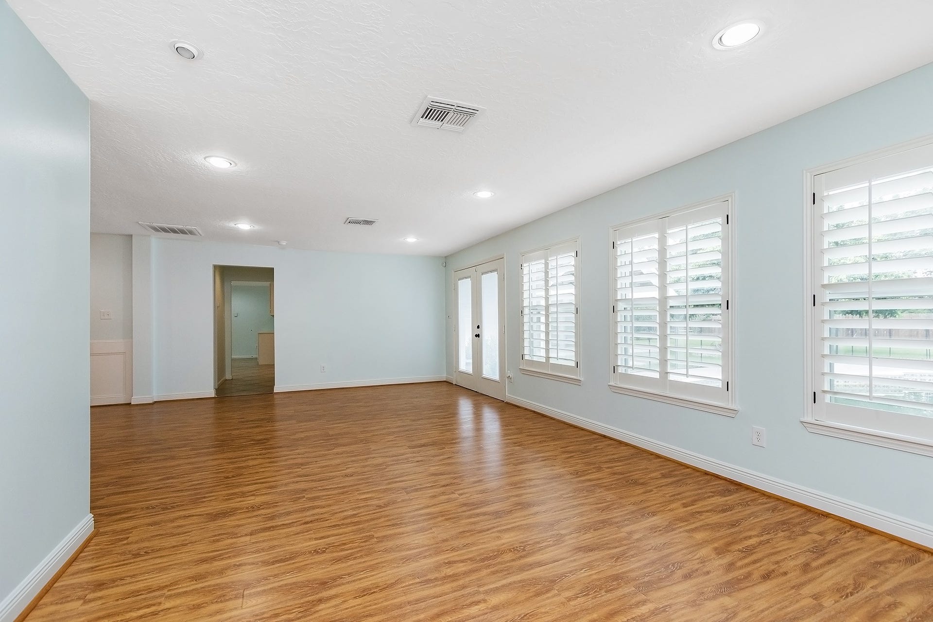 5511 Greentree Drive Drive, Sugar Land, TX 77479
