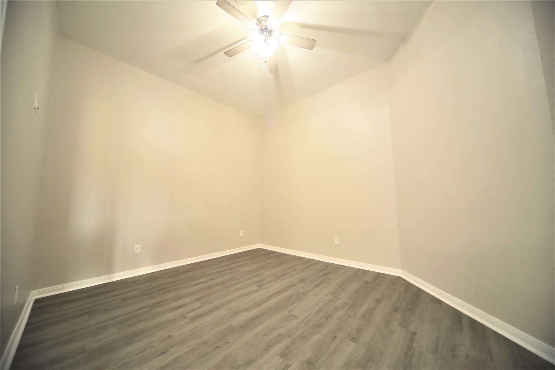 12328 N Chestnut Hills Drive, Conroe, TX 77303 Formal Dining