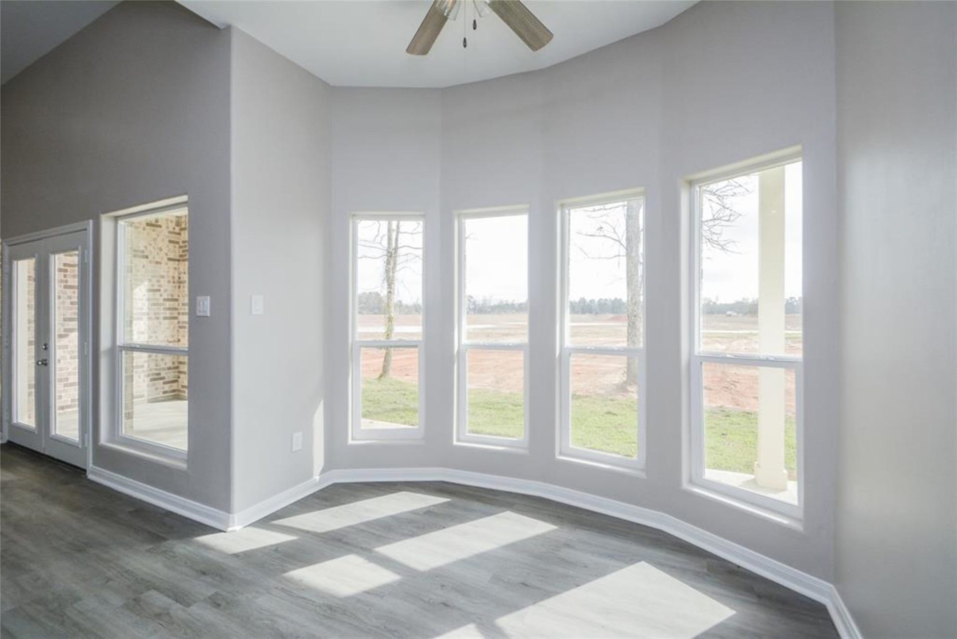12328 N Chestnut Hills Drive, Conroe, TX 77303 Master Bedroom
