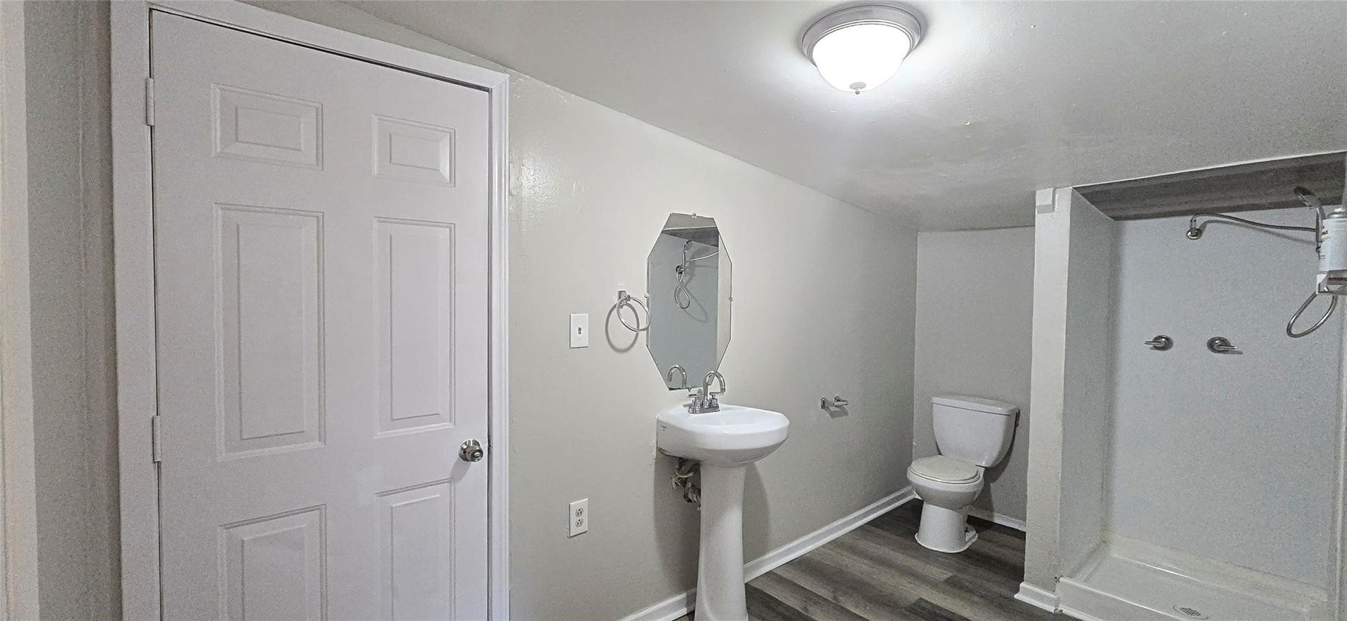 16423 Stinson Lane, Montgomery, TX 77316 16423 Stinson Lane, Montgomery, TX 77316