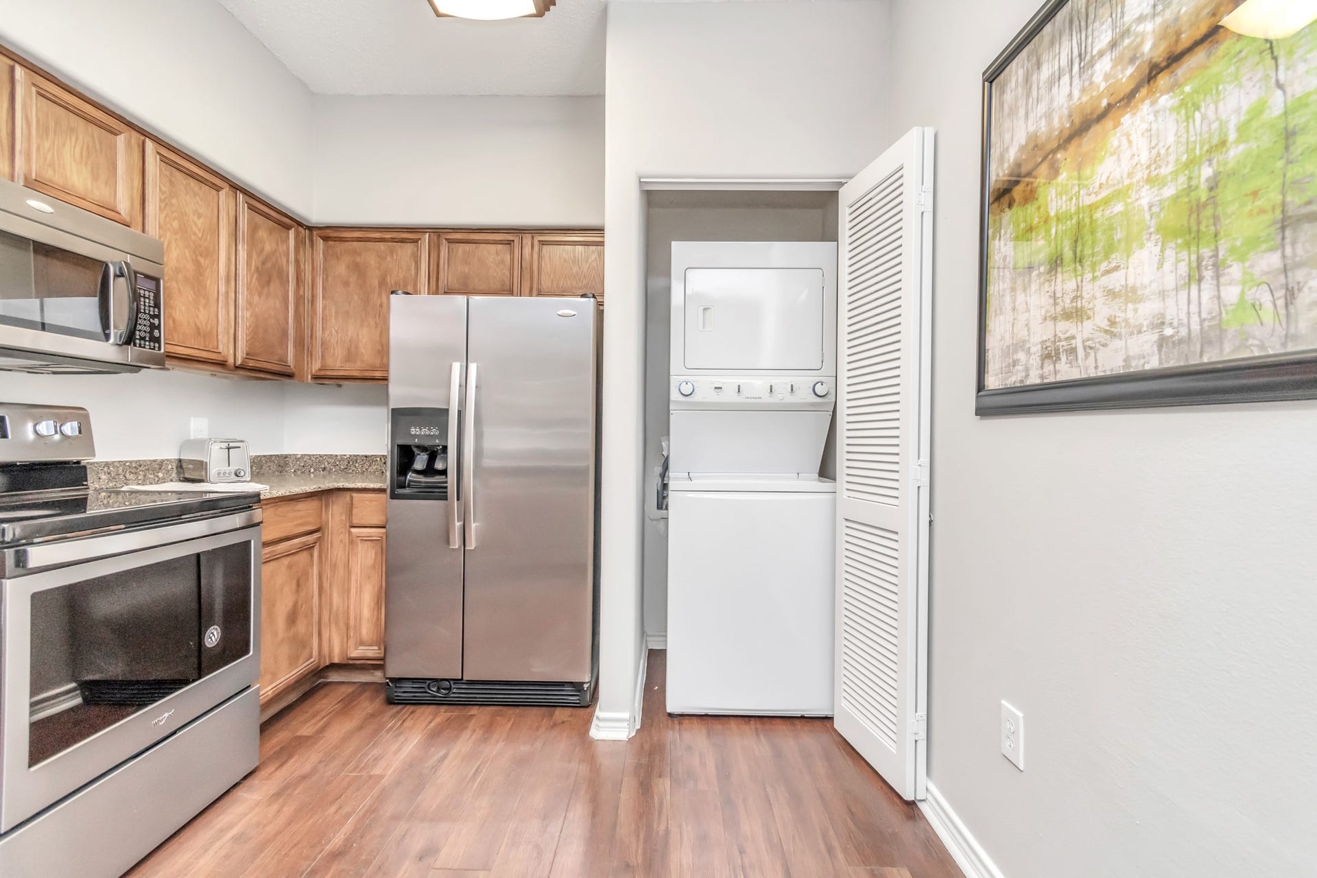 1600 Eldridge Parkway, #1207, Houston, TX 77077 Photos displayed may be of similar apartments or floor plans featuring the same finishes.