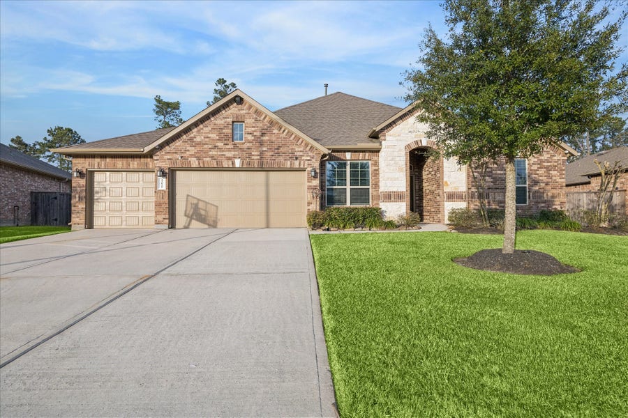 Property photo for 12610 Fort Isabella Drive, Tomball, TX