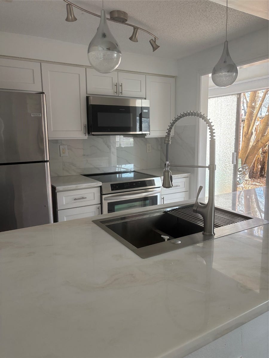 Property photo for 10123 Waterstone Drive, #39, Houston, TX