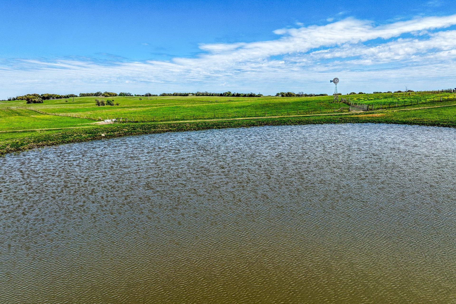 9502 Seward Plantation Road, Brenham, TX 77833 9502 Seward Plantation Road, Brenham, TX 77833