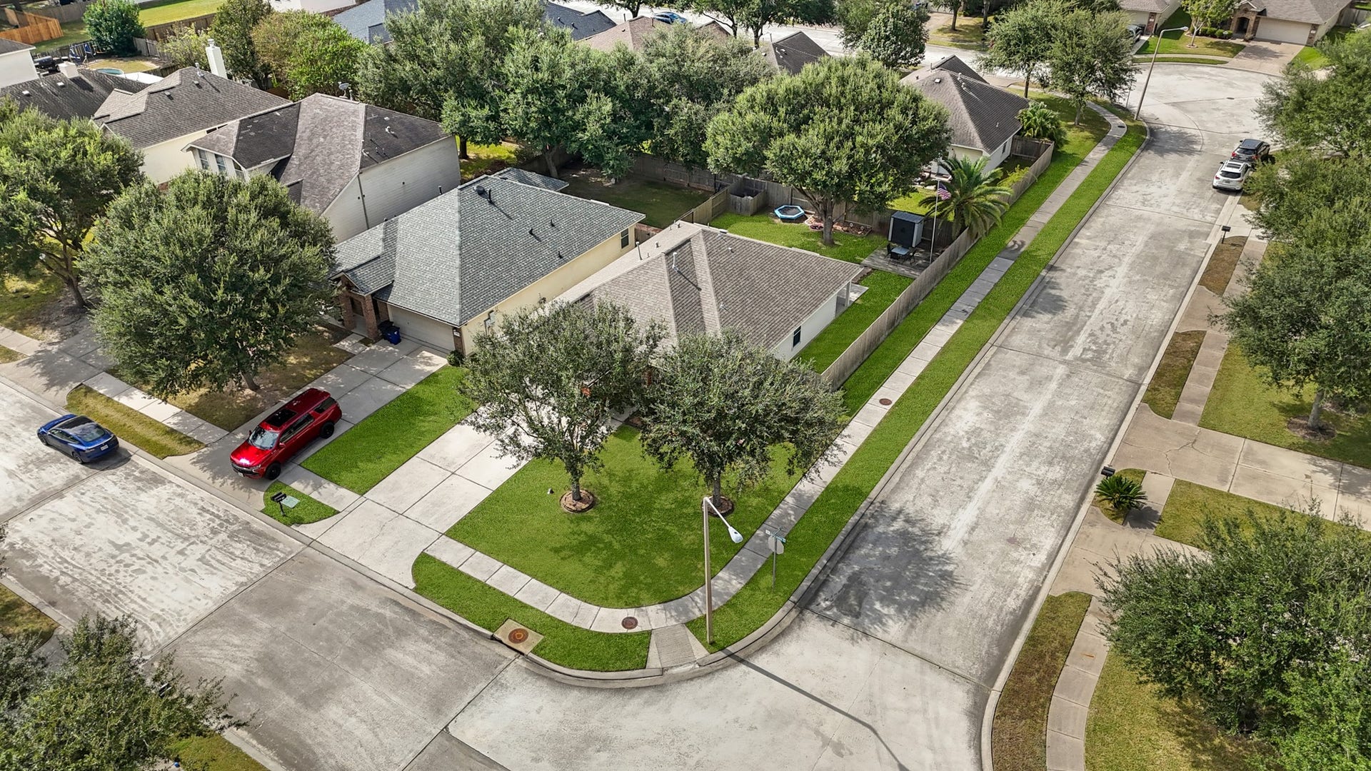 6816 Arbor Hollow Lane, Dickinson, TX 77539 6816 Arbor Hollow Lane, Dickinson, TX 77539