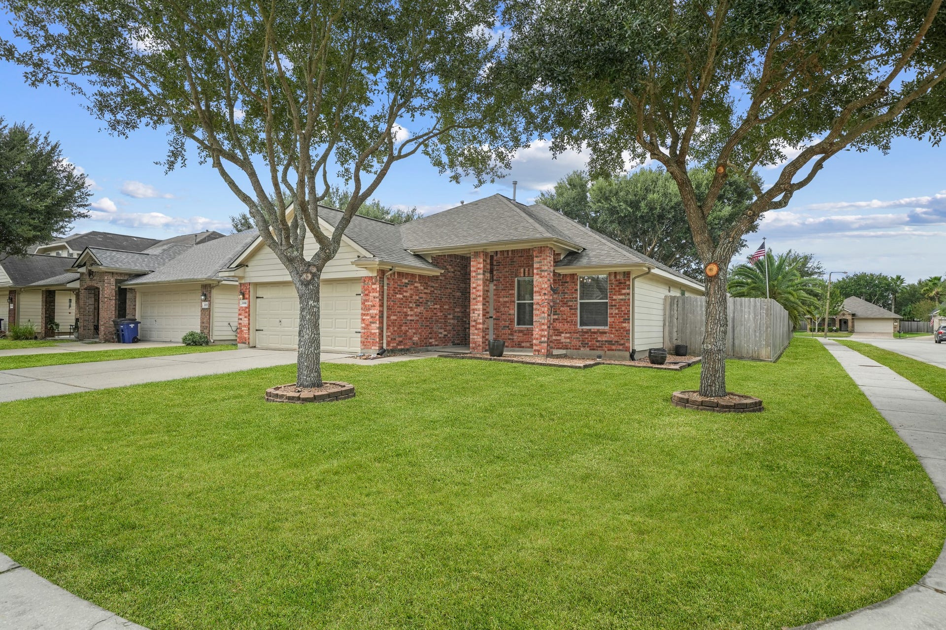 6816 Arbor Hollow Lane, Dickinson, TX 77539 6816 Arbor Hollow Lane, Dickinson, TX 77539