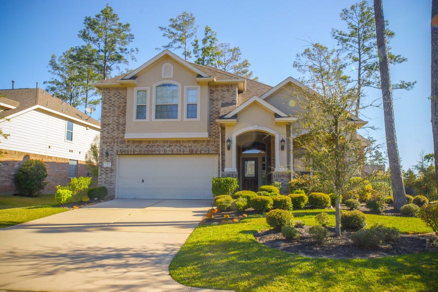 Property photo for 2 Hadlock Place, Spring, TX