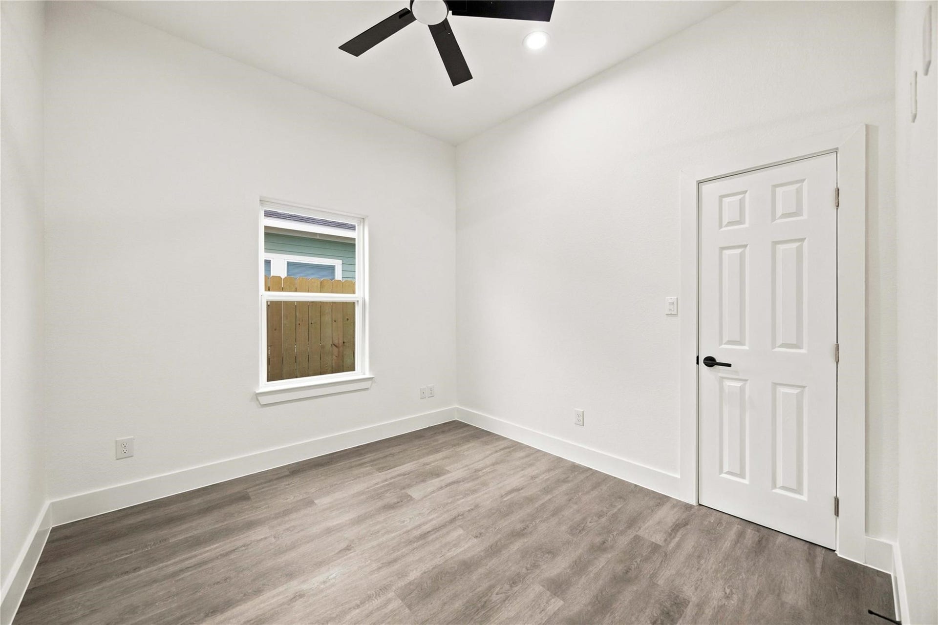 7982 Ritz Street, #A, Houston, TX 77028 7982 Ritz Street, #A, Houston, TX 77028