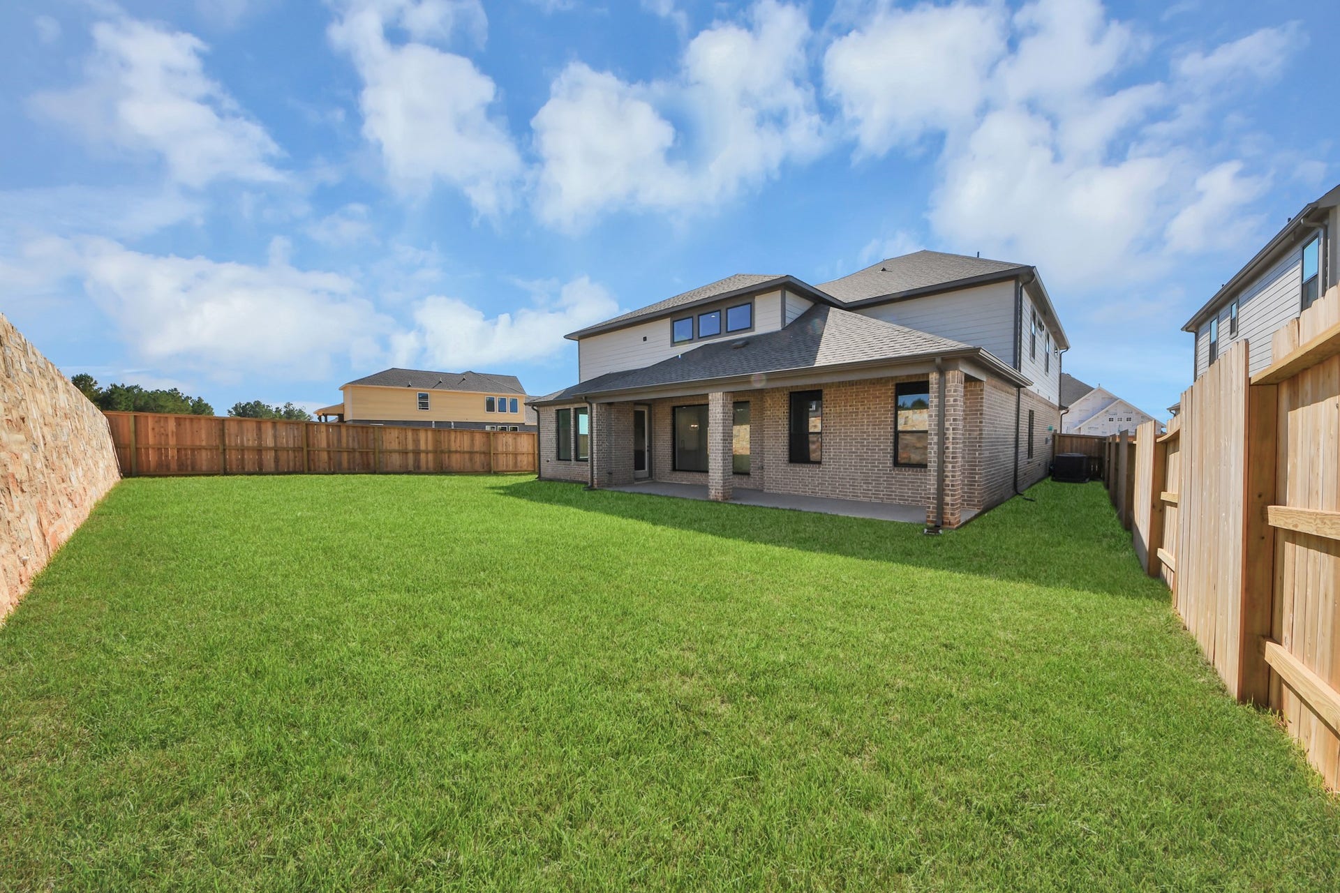 2052 Thimbleberry Lane, Magnolia, TX 77355 Come and see this spacious backyard with its beautiful covered patio. There is plenty of room for the kids to play and adults to relax. Perfect for your outdoor living space, patio furniture, bbq pit, and so much more. The possibilities are endless!