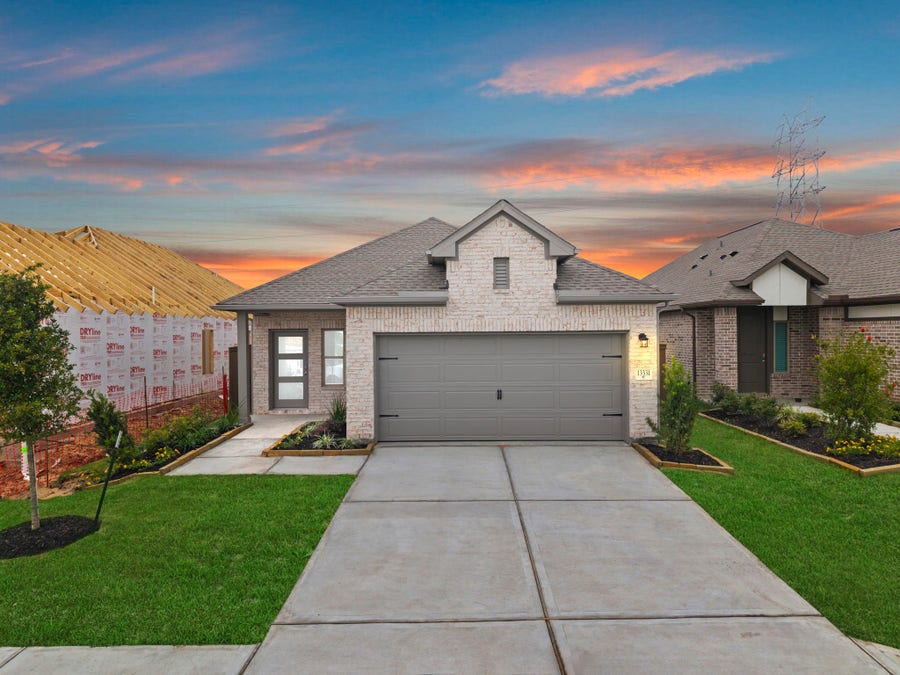 Property photo for 13331 Padre Bay Lane, Rosharon, TX