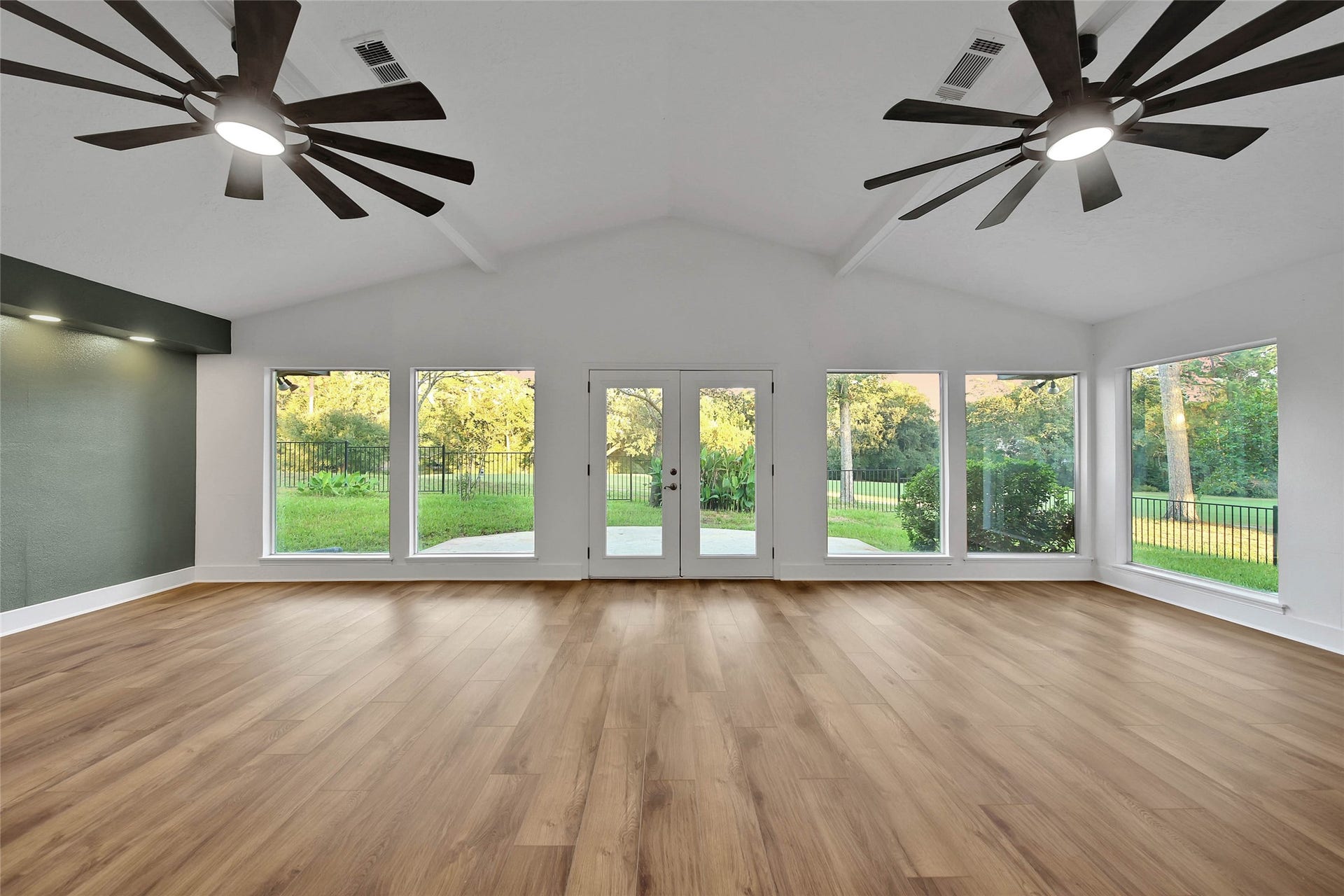 79 Tubac Street, Conroe, TX 77304