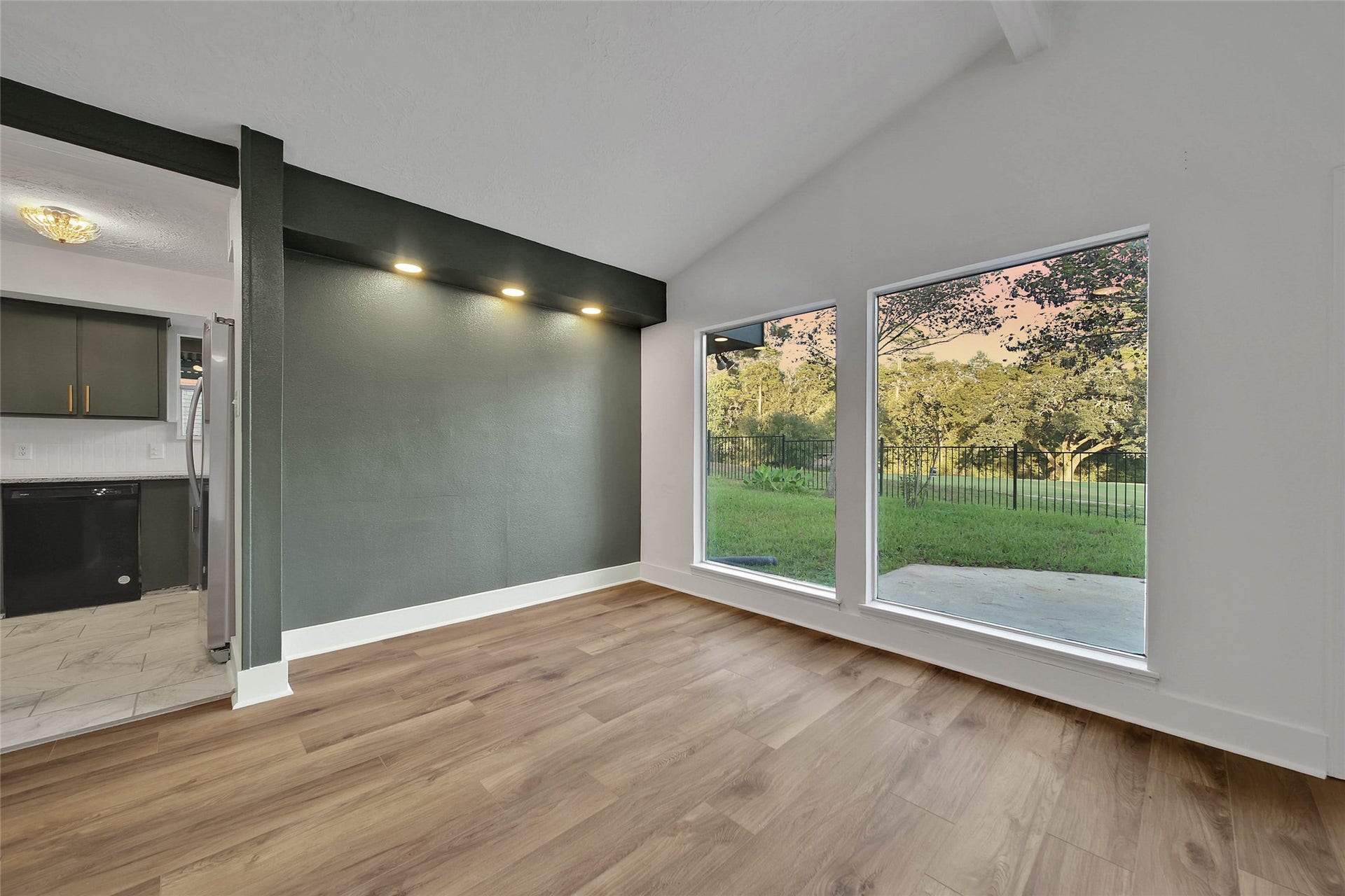 79 Tubac Street, Conroe, TX 77304