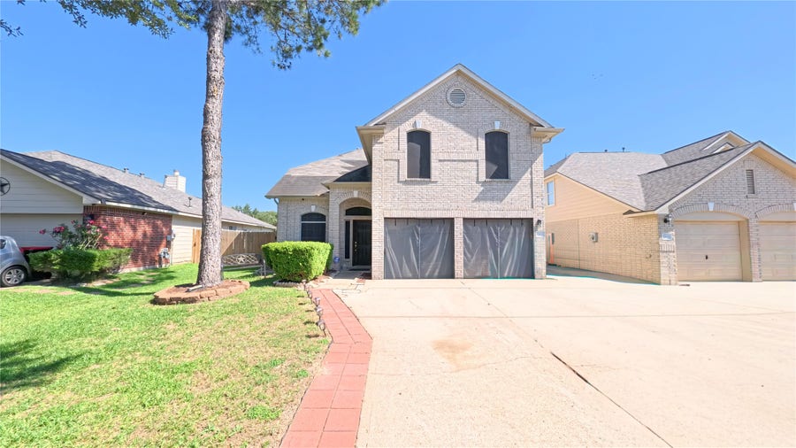 Property photo for 19919 Goldlake Drive, Katy, TX