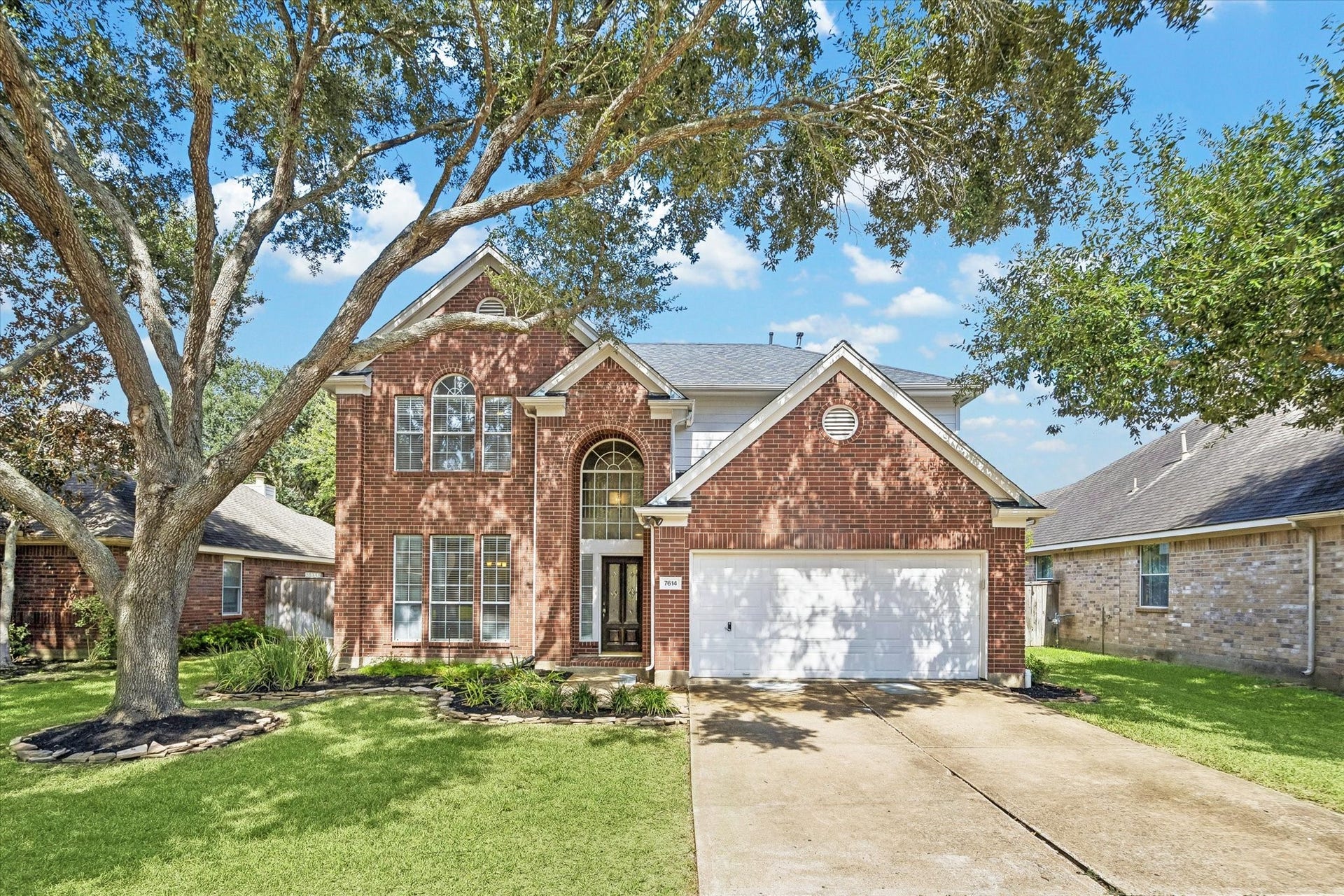 7614 BROKEN OAK LANE, Sugar Land, TX 77479 7614 BROKEN OAK LANE, Sugar Land, TX 77479
