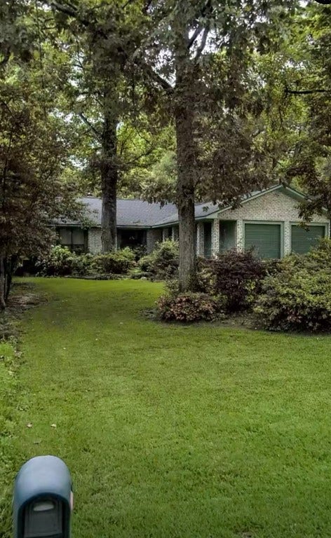 Property photo for 49 Cherry Hill Drive, Conroe, TX