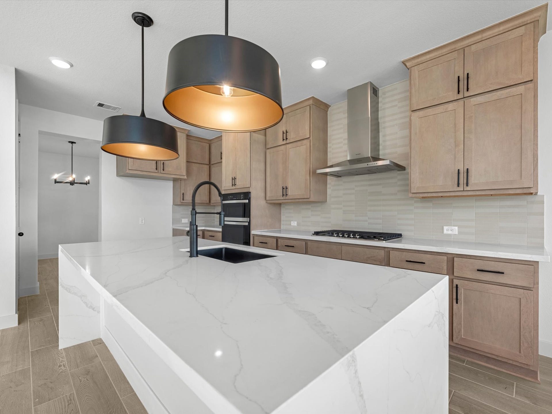 7209 Texas Wrangler Drive, League City, TX 77546 7209 Texas Wrangler Drive, League City, TX 77546