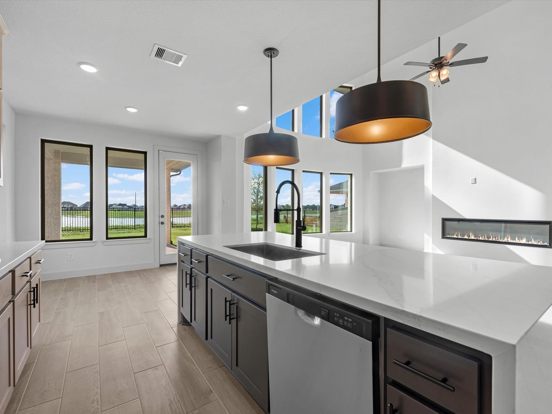7209 Texas Wrangler Drive, League City, TX 77546 7209 Texas Wrangler Drive, League City, TX 77546