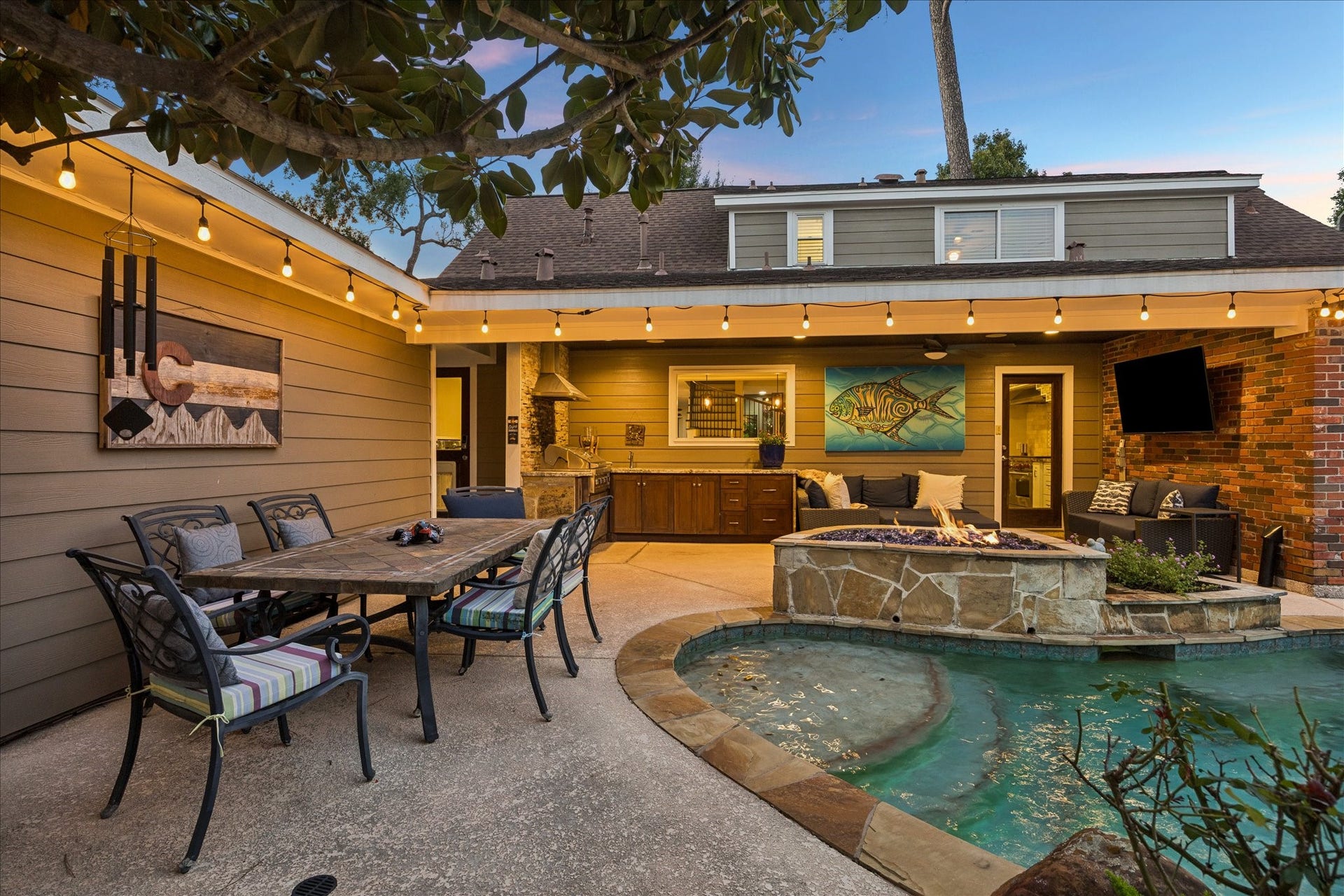 13723 Taylorcrest Road, Houston, TX 77079 13723 Taylorcrest Road, Houston, TX 77079