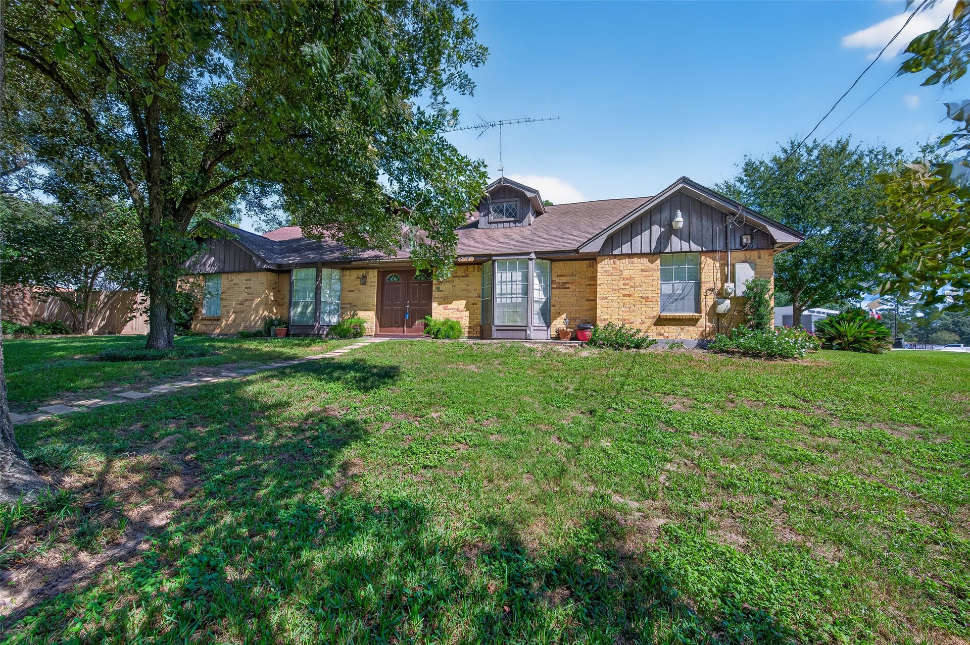 25702 Timber Lakes Drive, Spring, TX 77380 Front of House